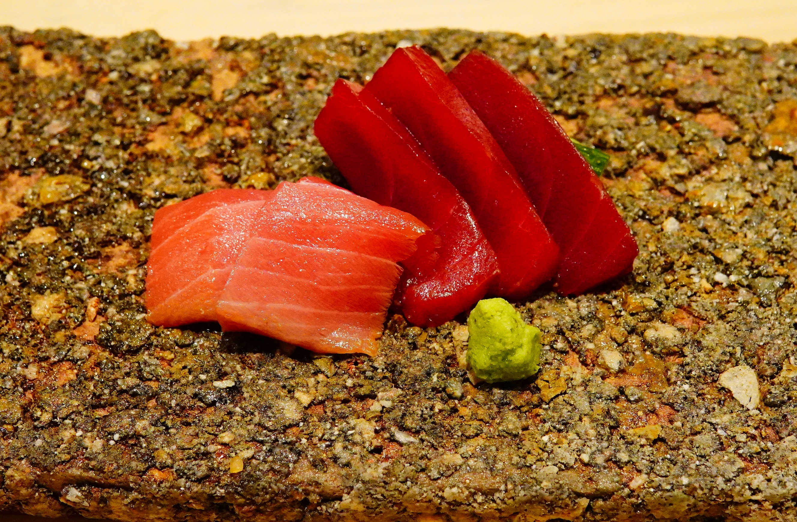 Watanabe recommended set: tuna, kelp grouper, and gizzard shad